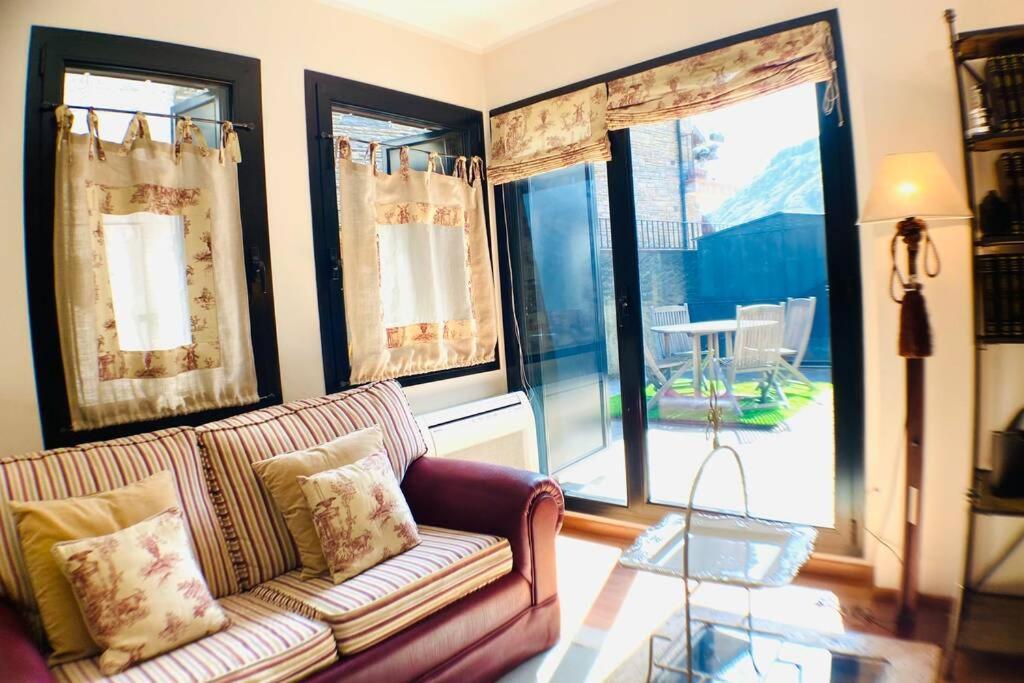 Apartamento Mikka Devesa Incles Exterior foto